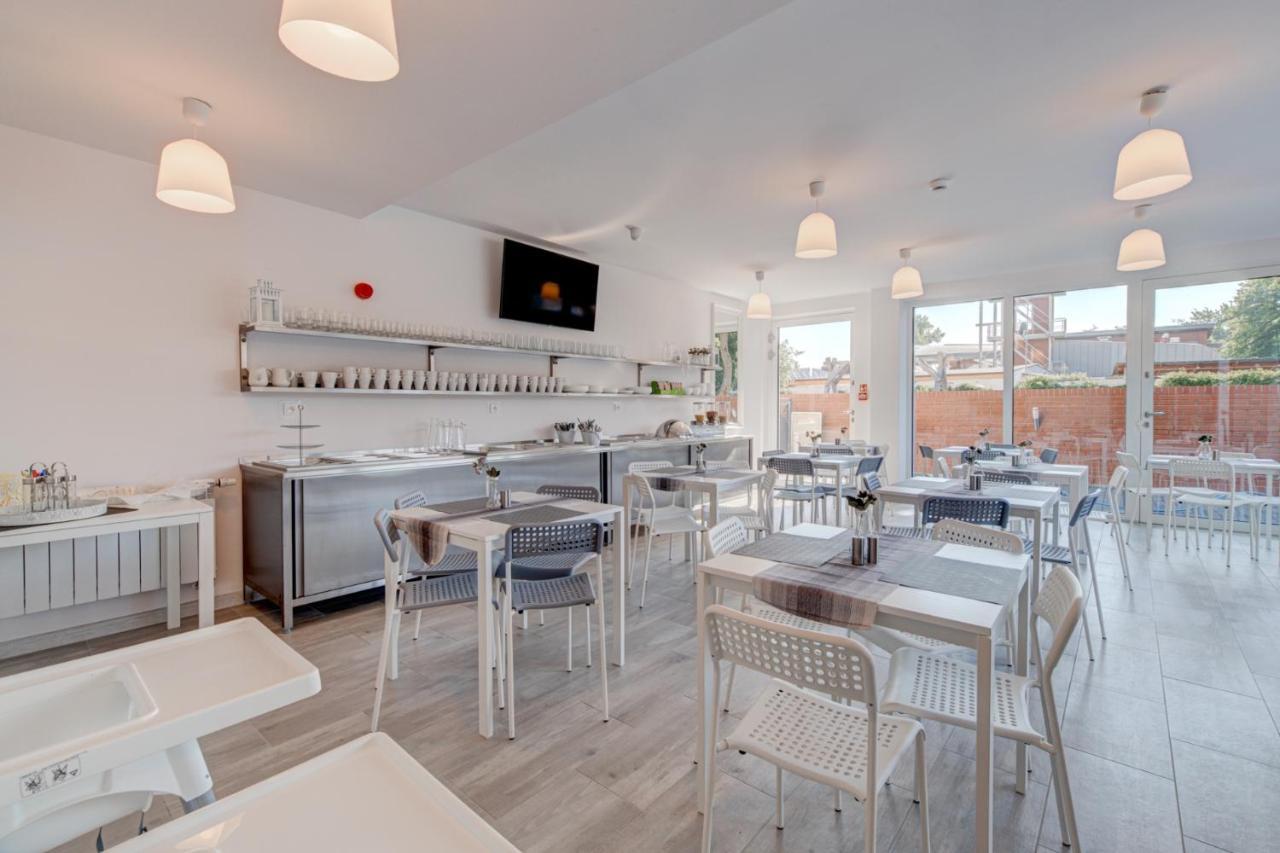Pod Winogronem - Apartamenty Z Basenem I Wyzywieniem Pobierowo Luaran gambar